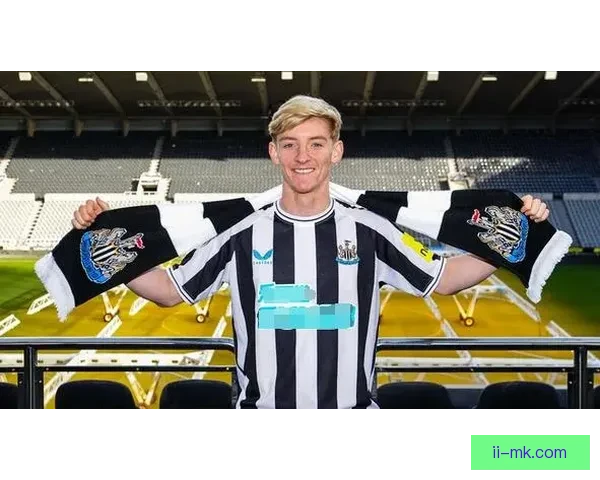 戈登转投纽卡后首度攻破旧主埃弗顿球门全场沸腾见证成长与复仇一夜