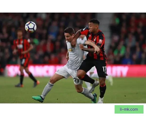 萨纳布里亚倒钩惊艳全场引发球迷热议